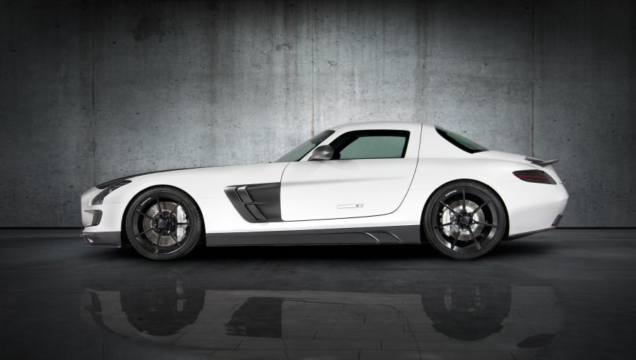 Mercedes-Benz SLS AMG by Mansory 2011 года  (фото 20 из 26)